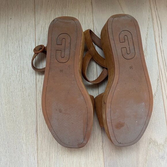 CAMPER | - Picture 9 of 10